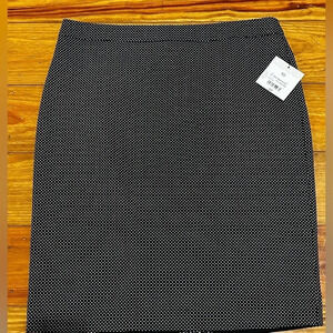 NWT Liz Claiborne Skirt
